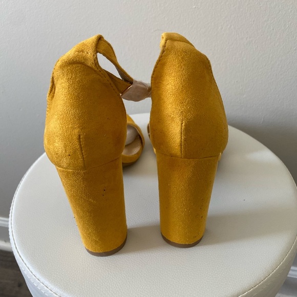 SHEINLAND Women’s Size 9 Mustard Yellow Suede Block Heel Ankle Tie Sandals - Picture 4 of 10